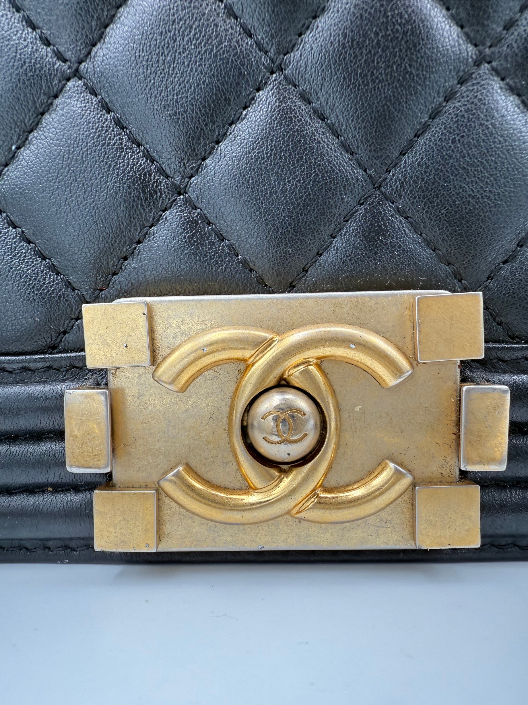 CHANEL - BOY Grande