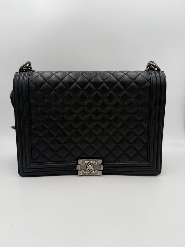 CHANEL - BOY Jumbo