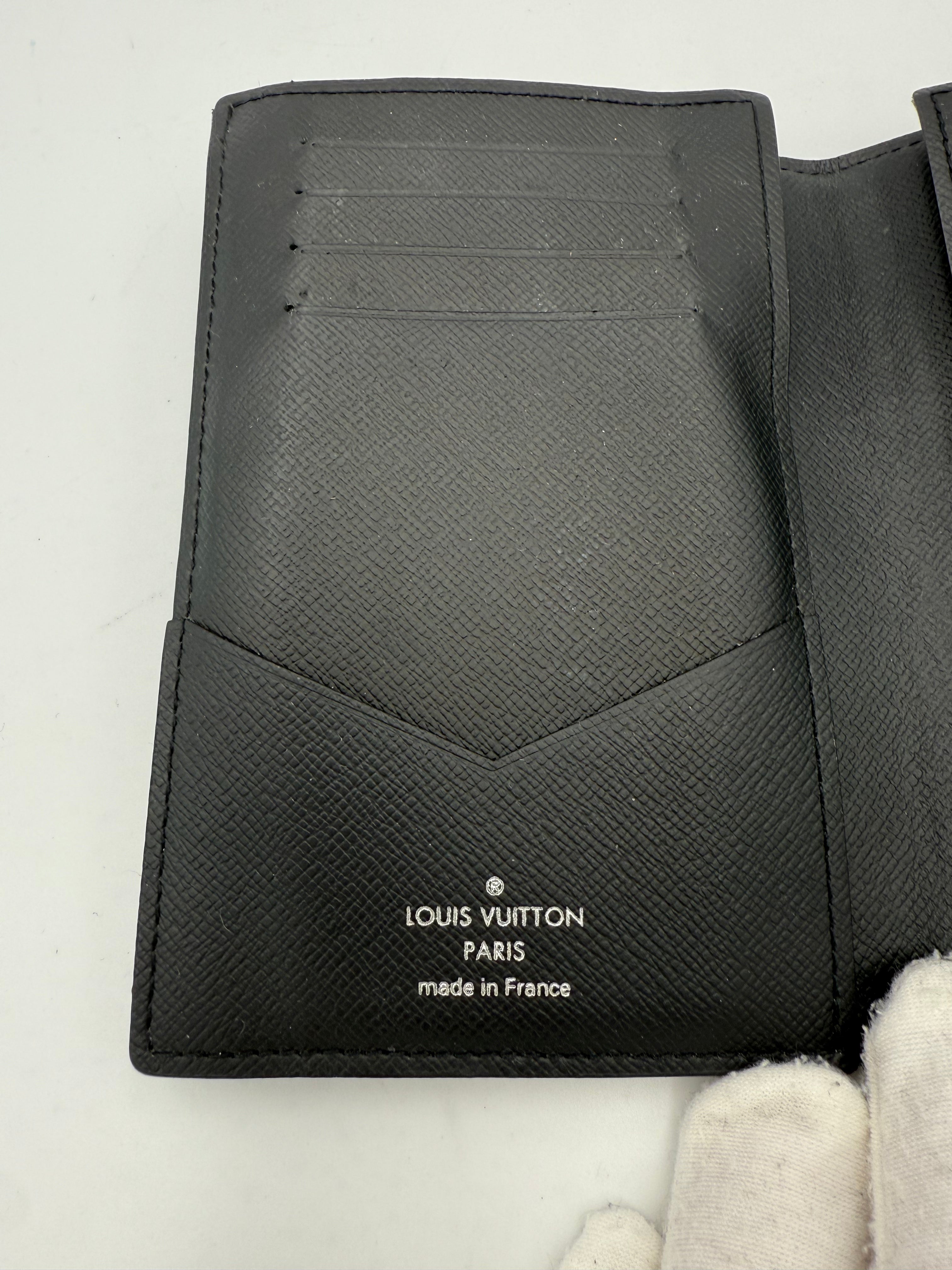 LOUIS VUITTON - Monogram Graphite Passport Holder / Wallet