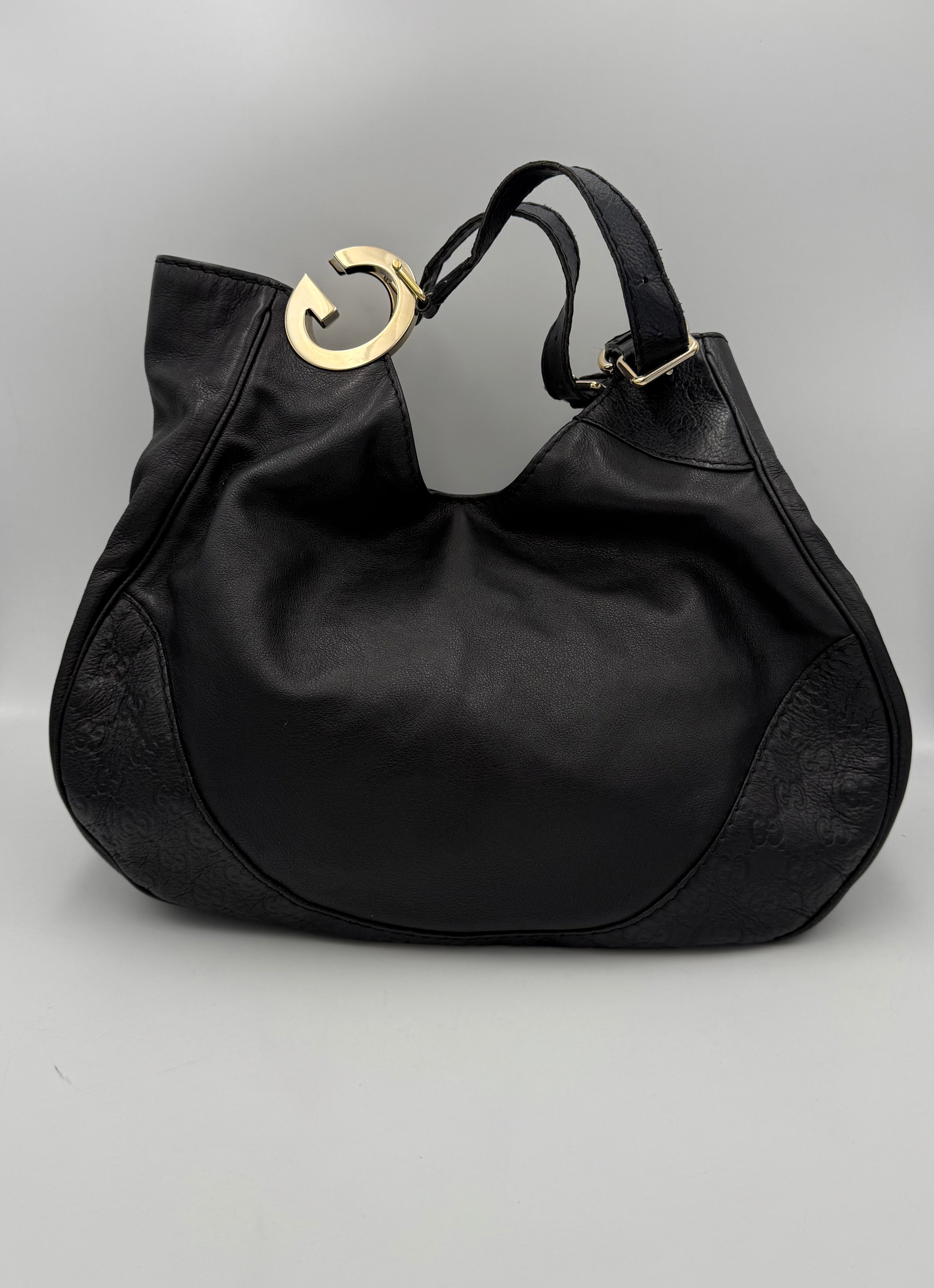 GUCCI - Black GG Guccissima Hobo