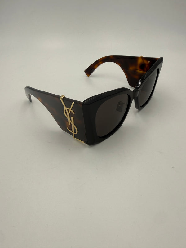 SAINT LAURENT - SL 469 sunglasses