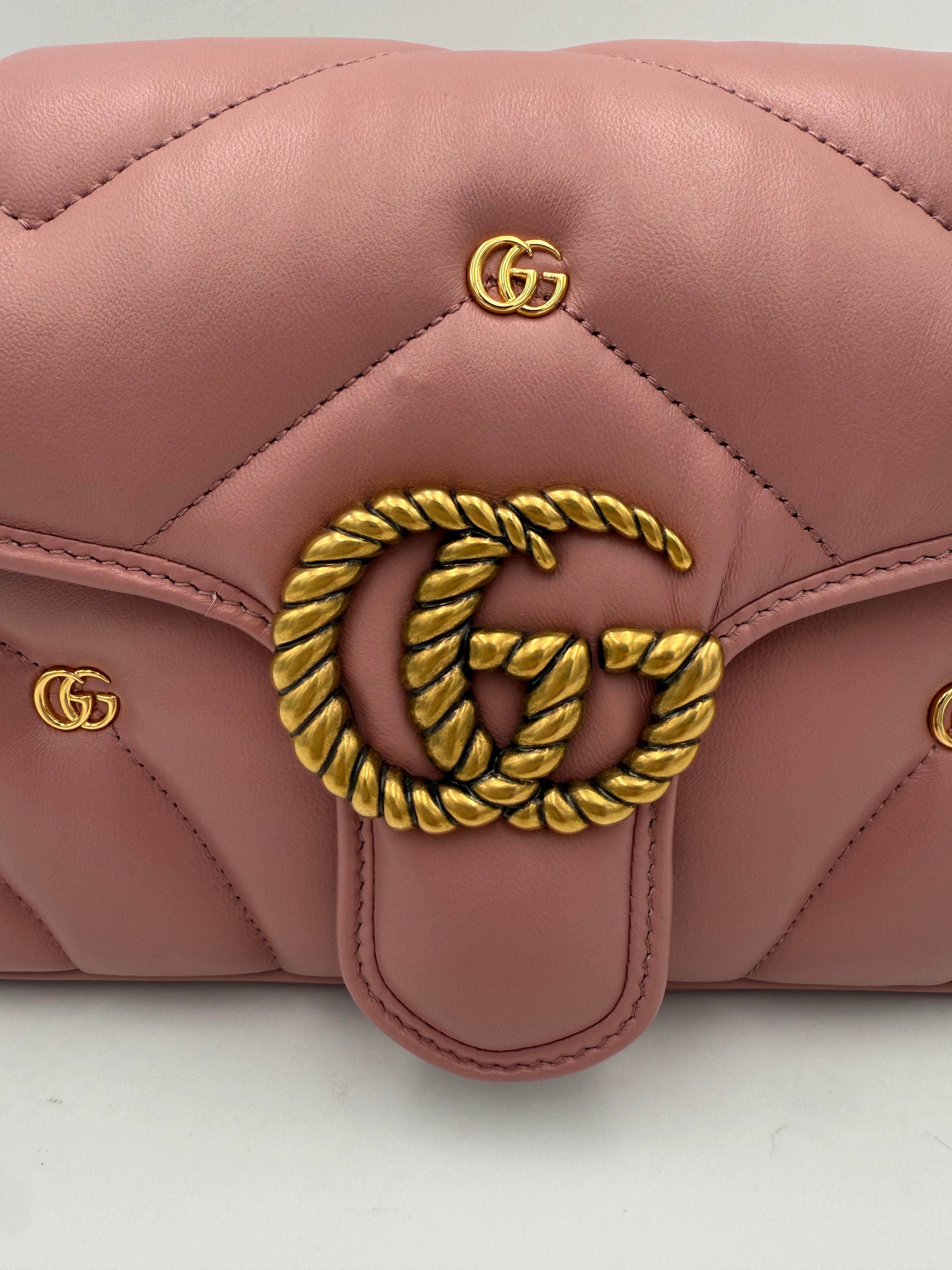GUCCI - MARMONT in Red Velvet