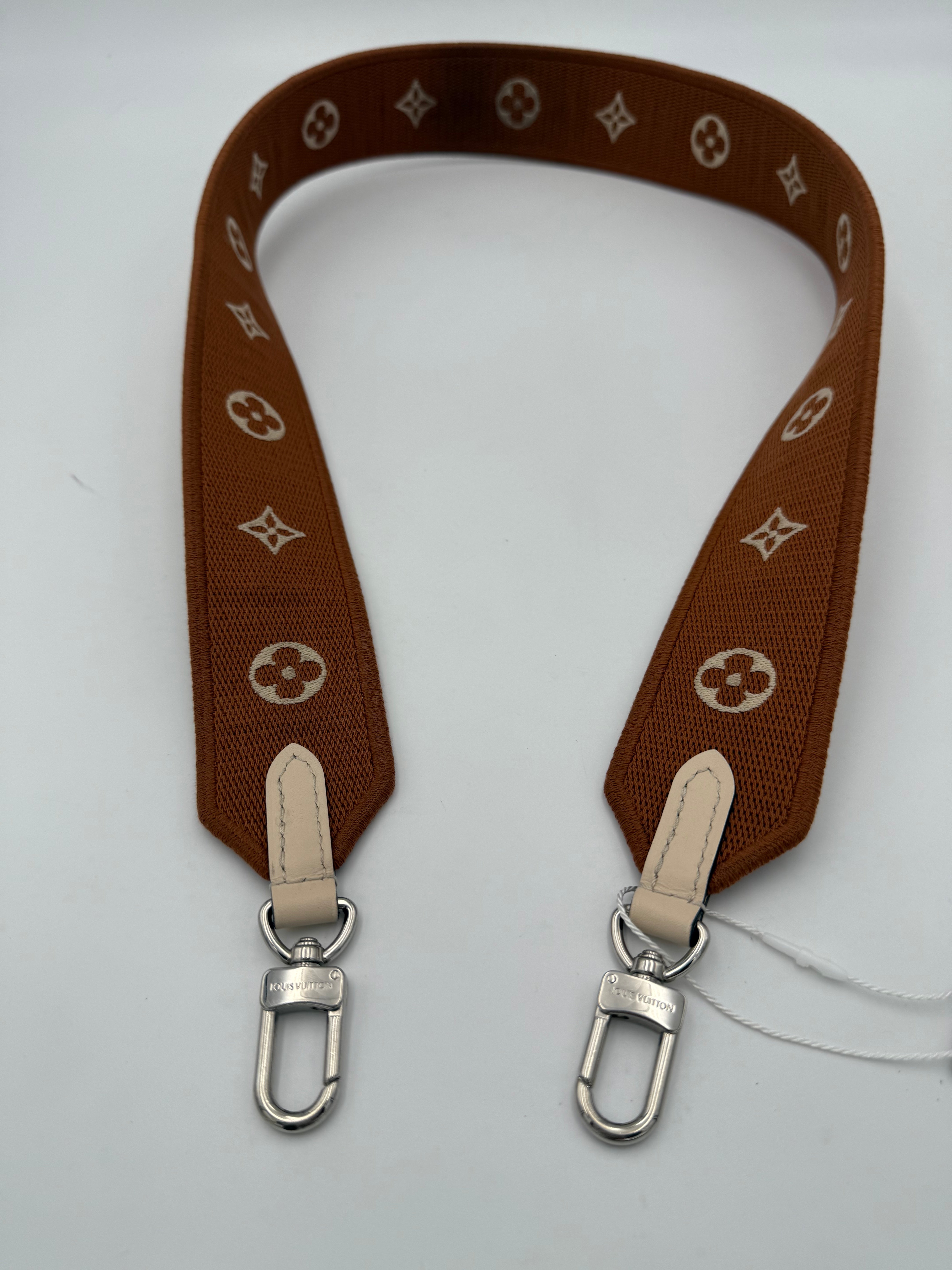 LOUIS VUITTON - 120 Monogram shoulder bag