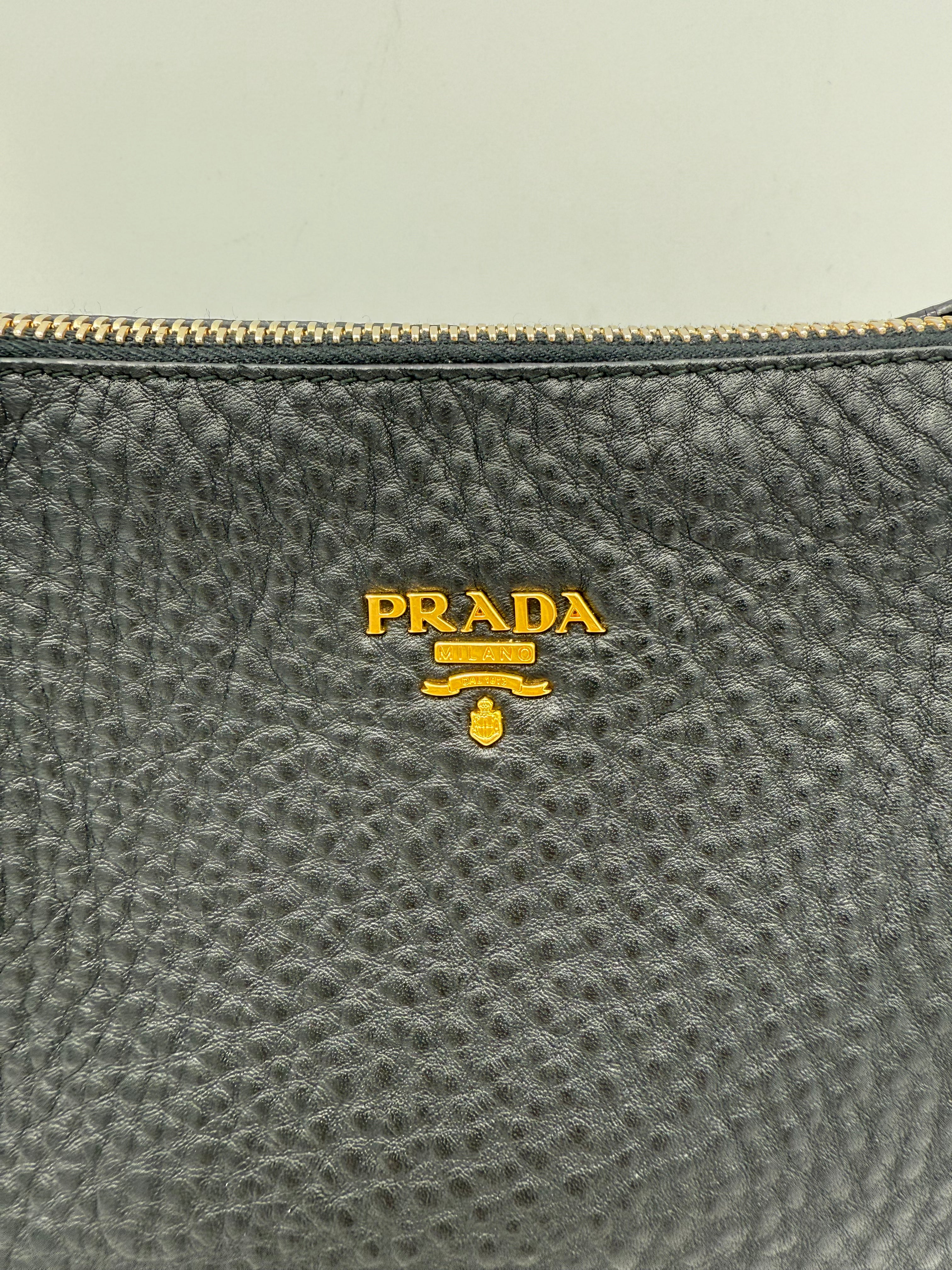 PRADA - Pochette pelle Daino nera