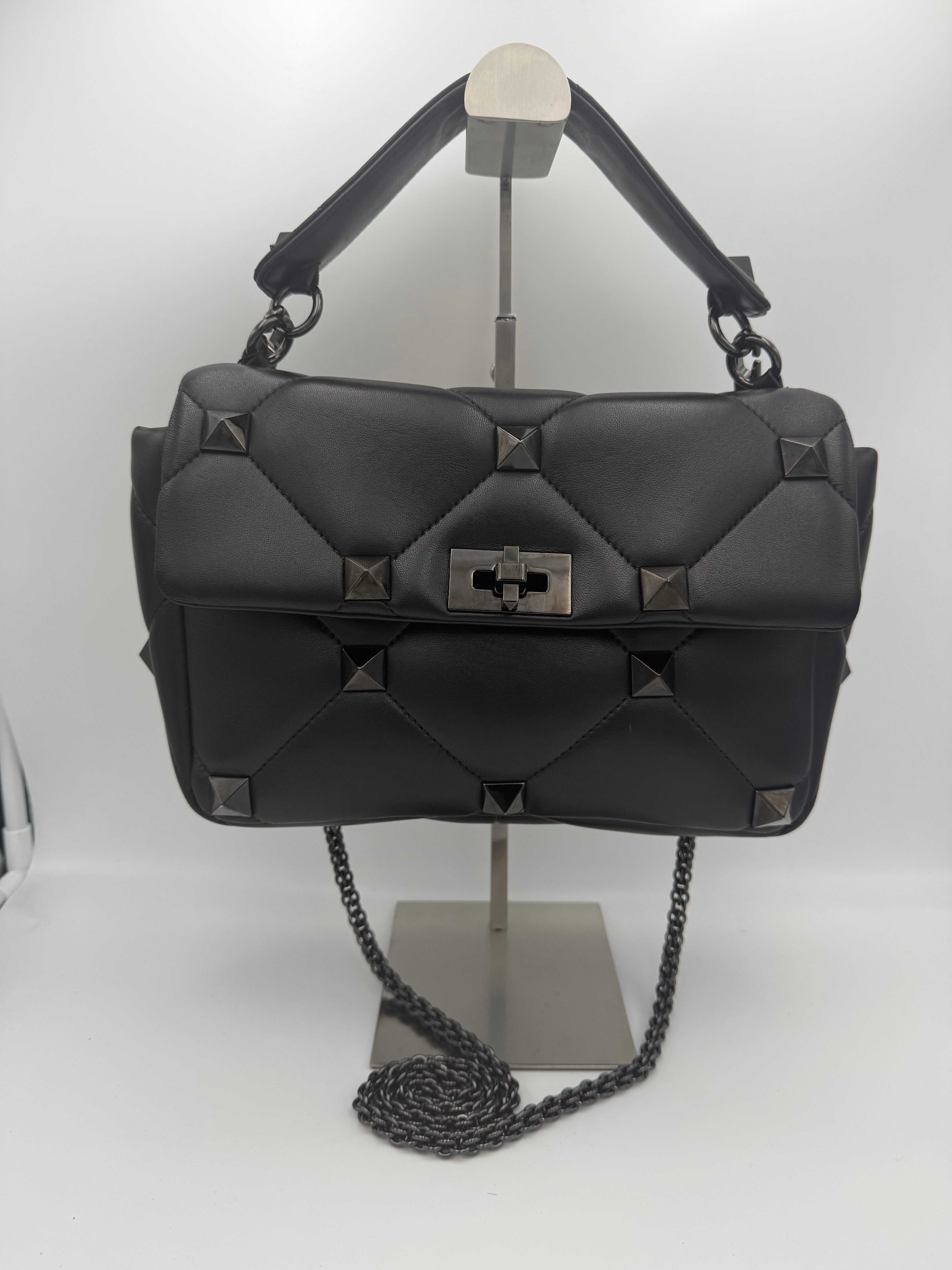 VALENTINO GARAVANI - Romanstud nera