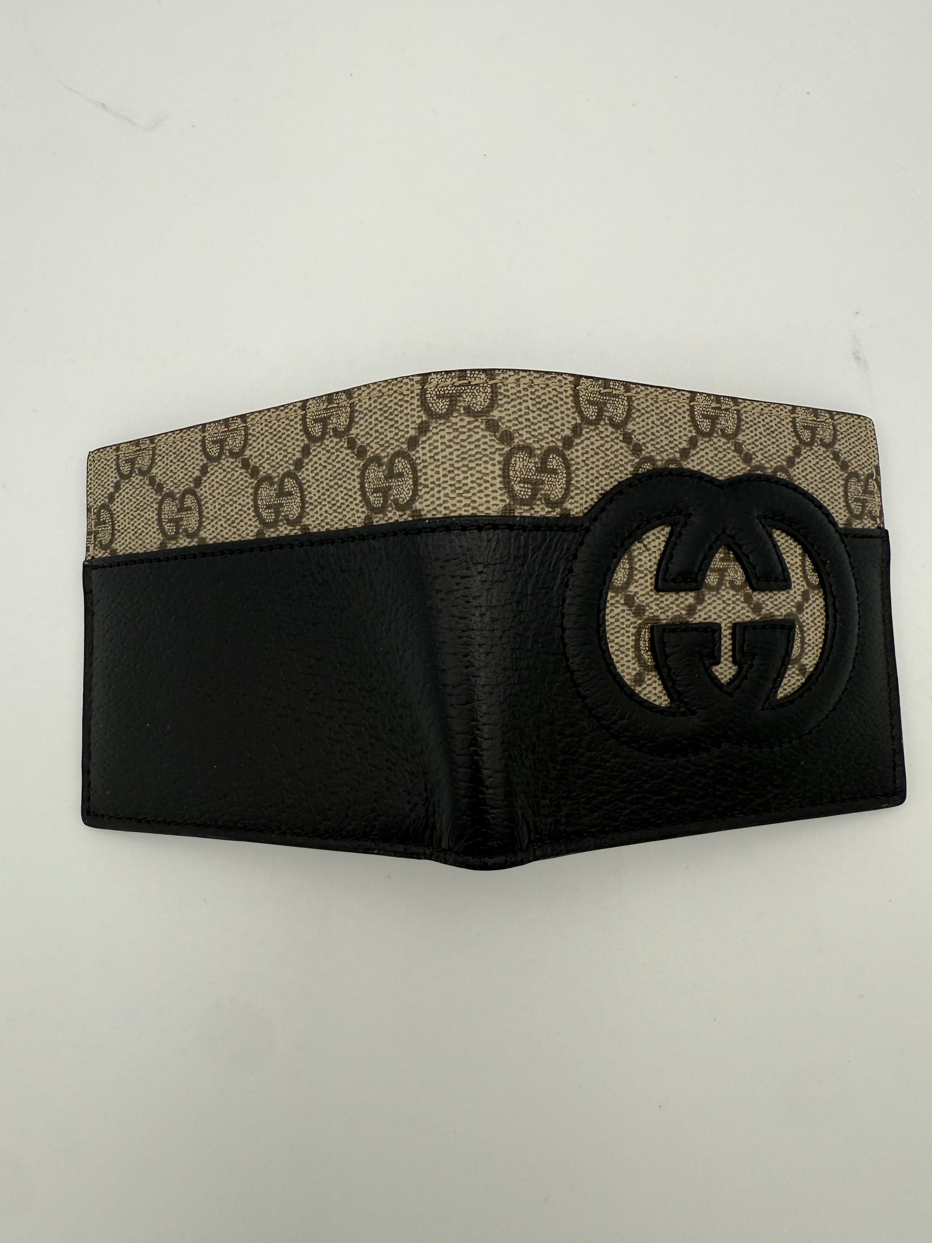 GUCCI - Portafoglio GG SUPREME pelle