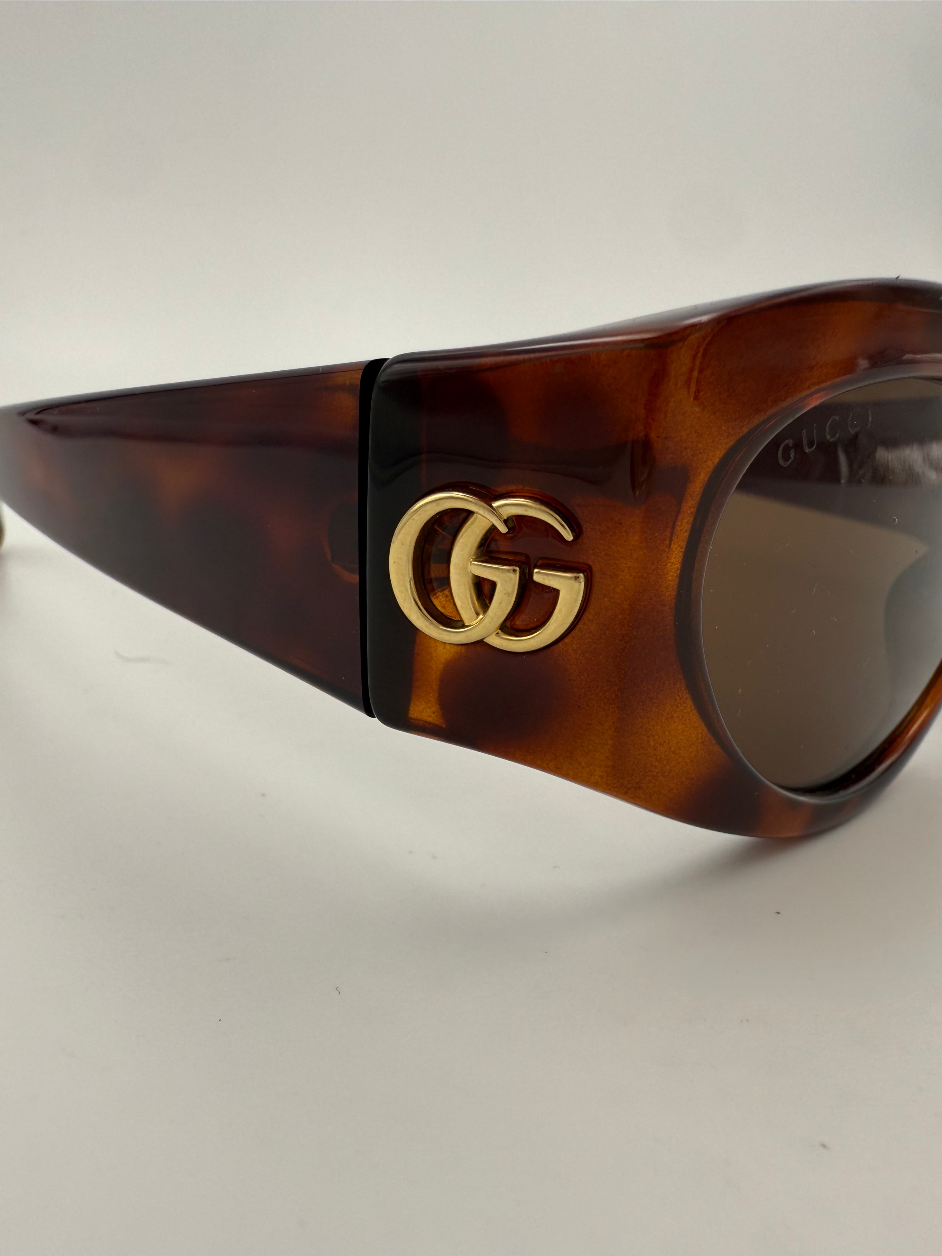 GUCCI - Occhiale da sole GG Marmont Marroni