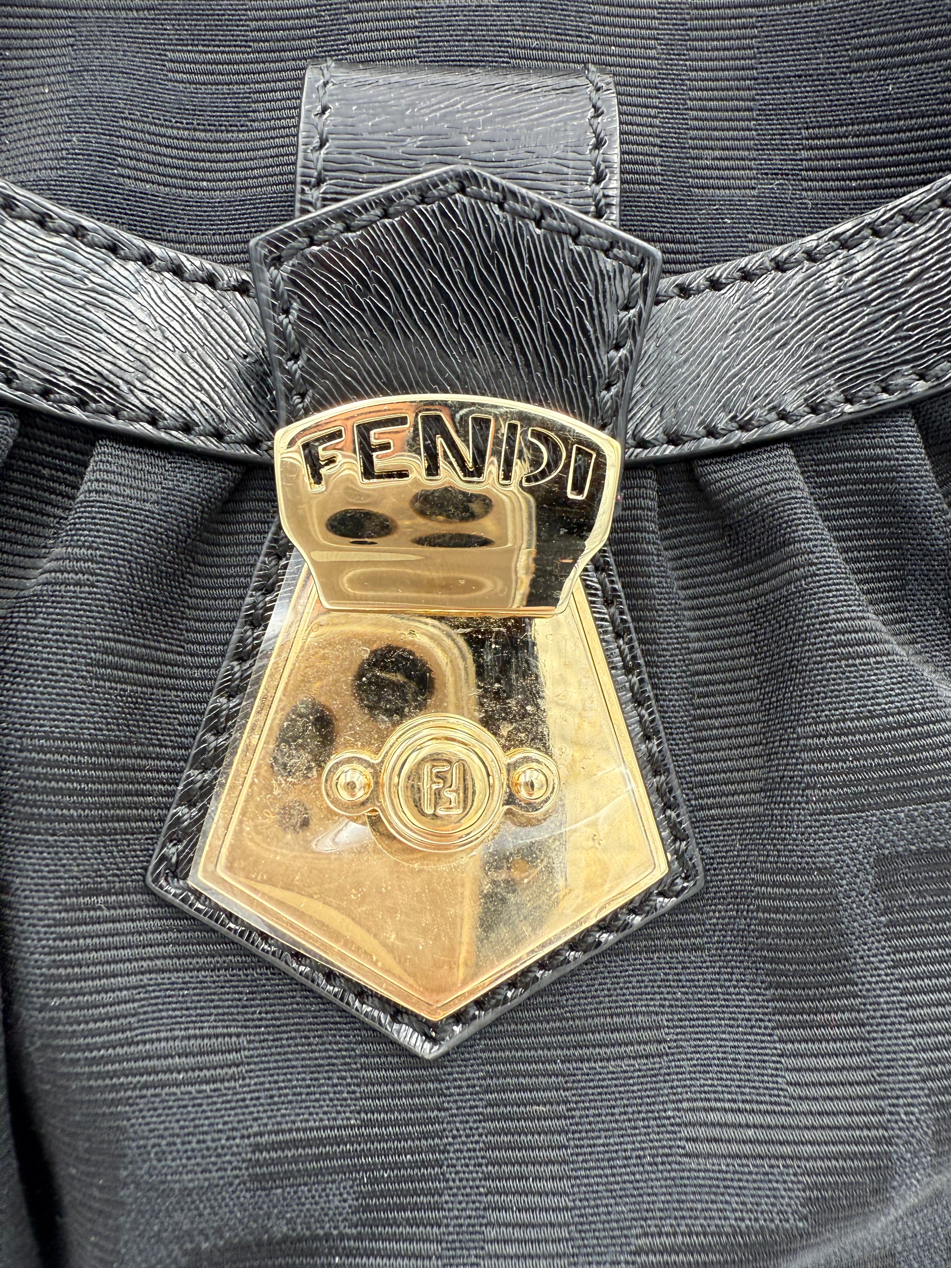 FENDI - Hobo FF Zucca Borsa a spalla Nera