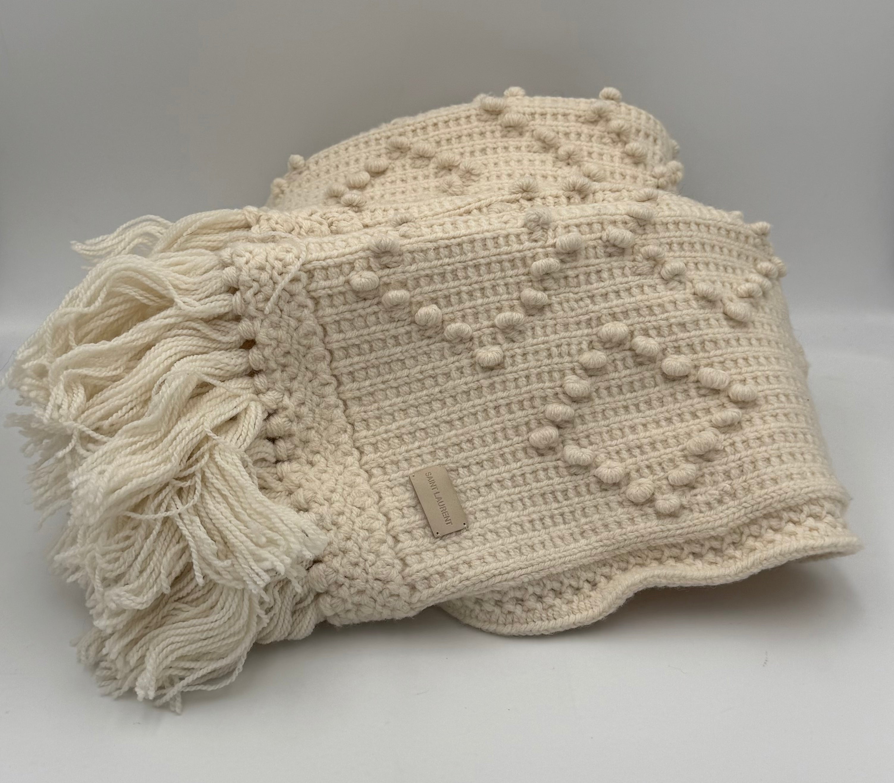 SAINT LAURENT - Sciarpa 100% lana bianco panna intrecciata a mano