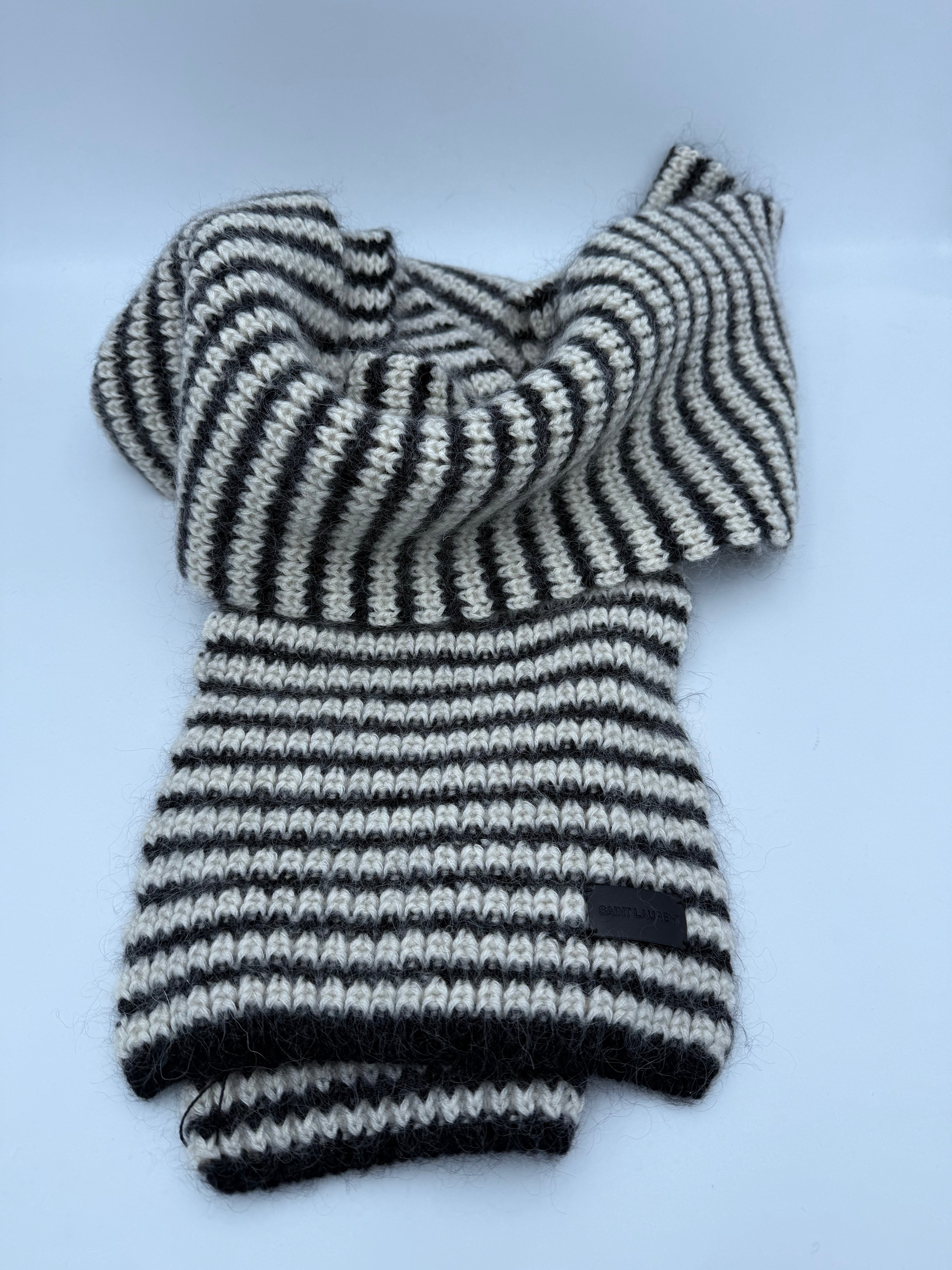 SAINT LAURENT - Sciarpa Lana, Mohair e Alpaca Bianca e Nera