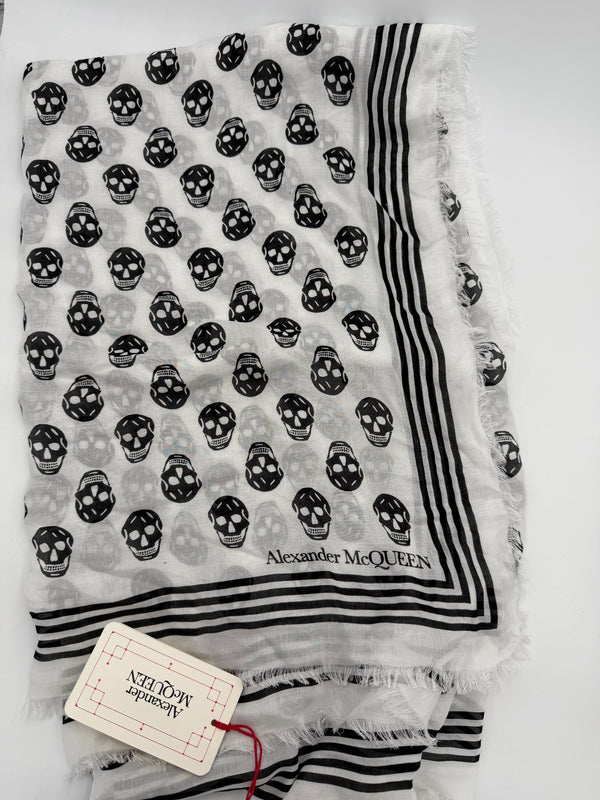 ALEXANDER MCQUEEN - SKULL Scarf - Shawl - Pareo