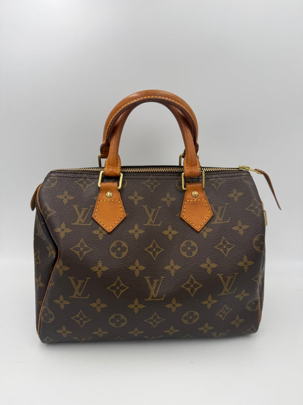 LOUIS VUITTON - Speedy 25 Monogram