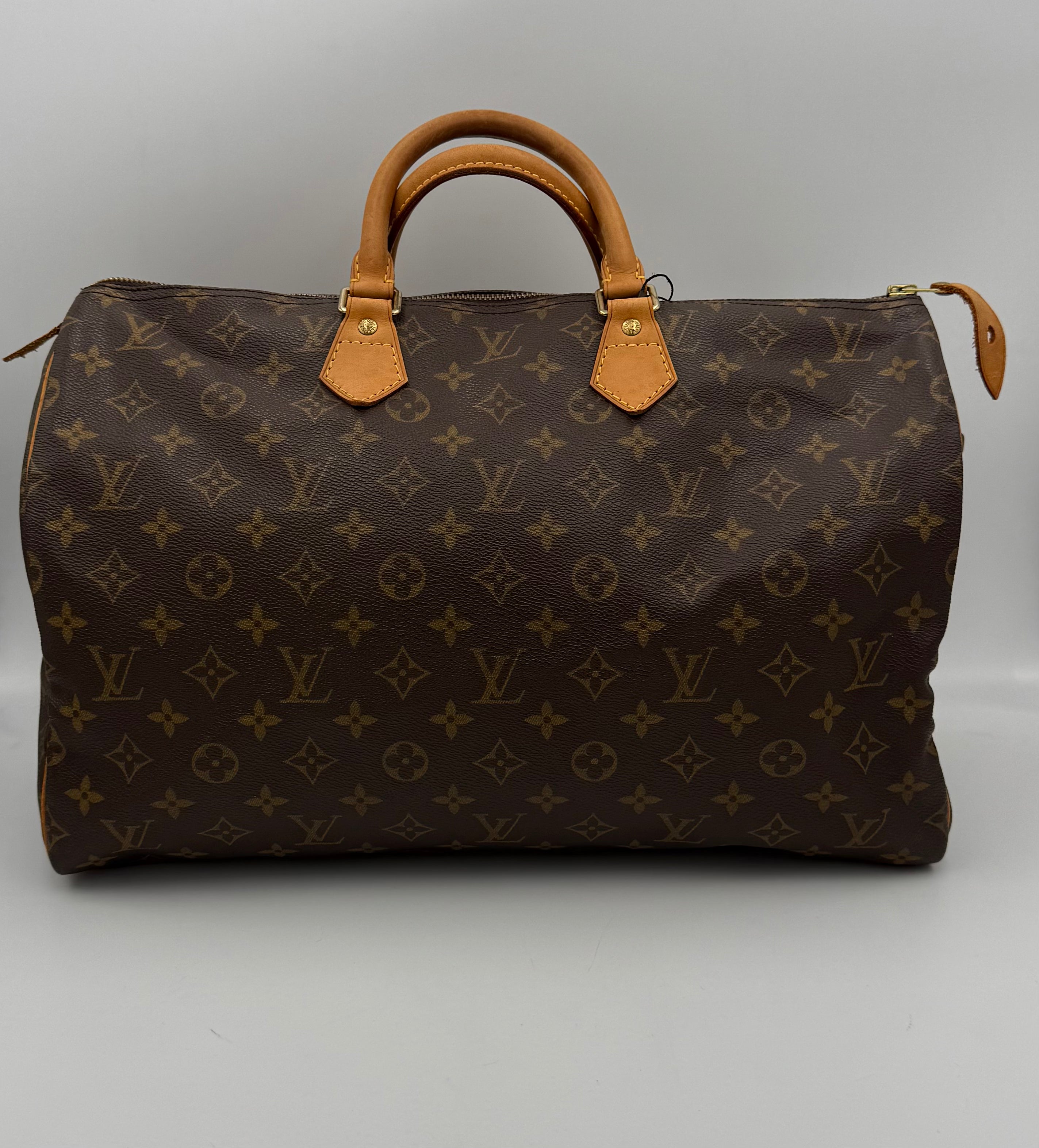 LOUIS VUITTON - Speedy 40 Monogram