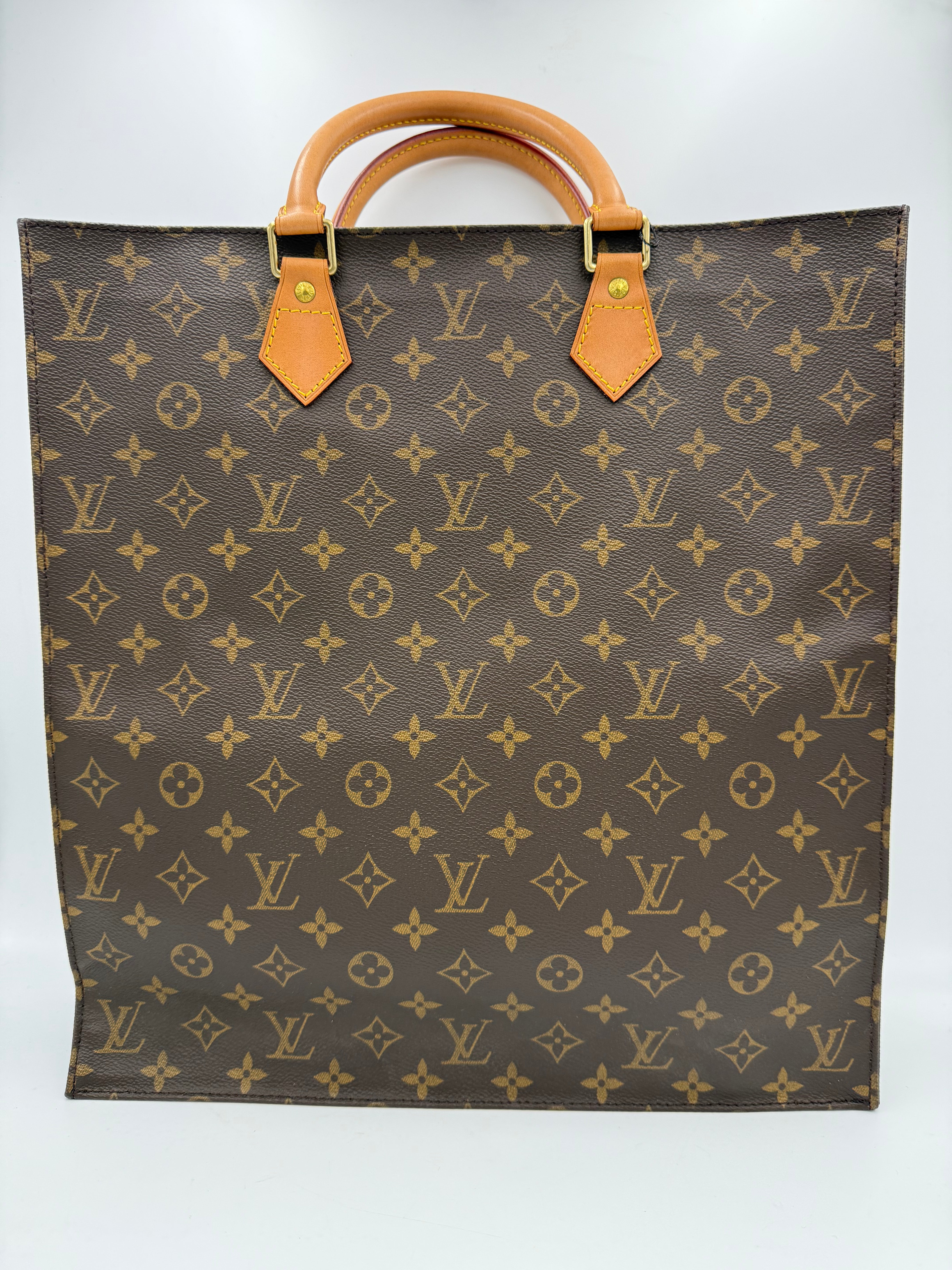 LOUIS VUITTON - SAC PLAT Monogram