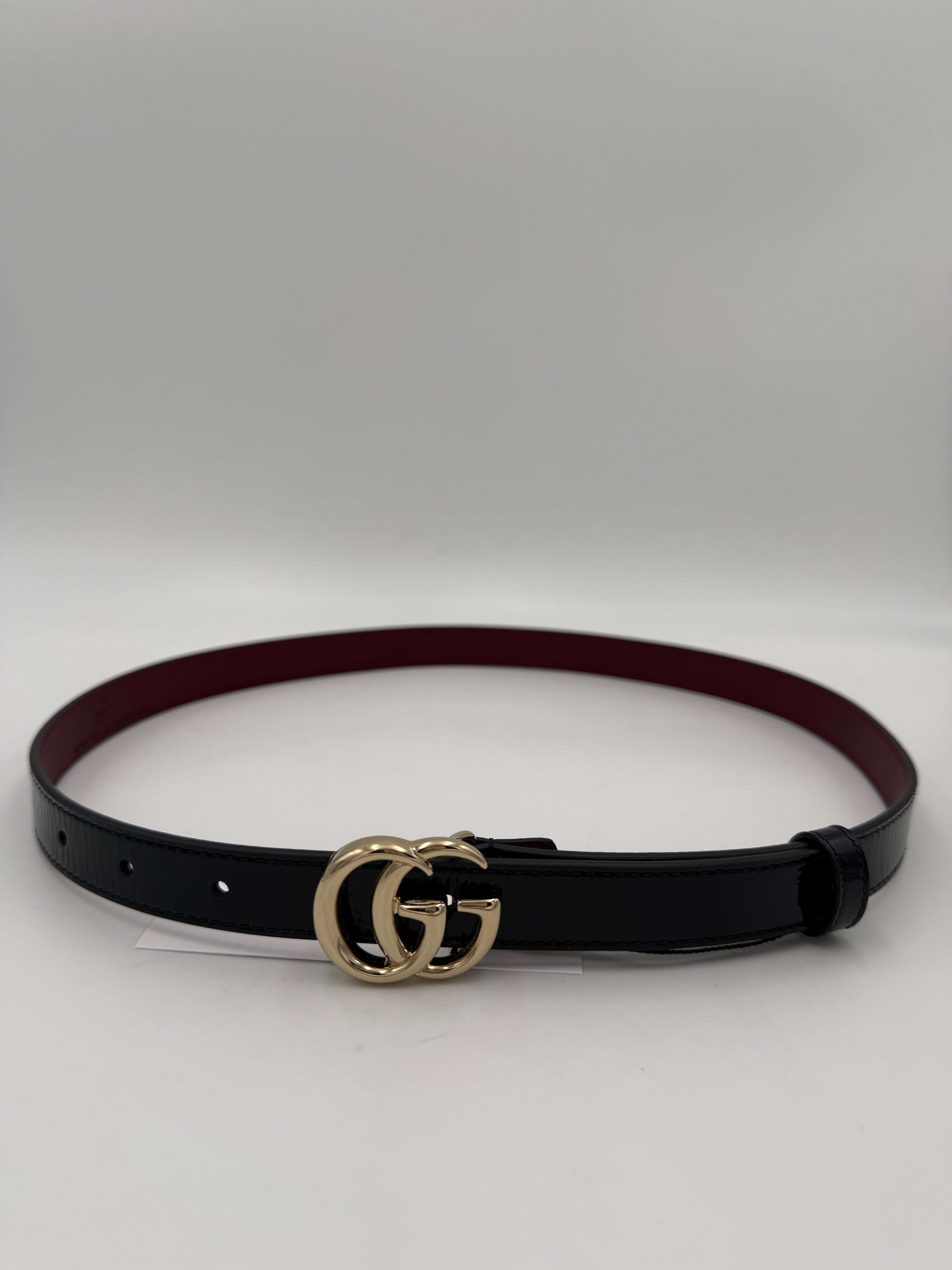 GUCCI - Cintura sottile Fibbia GG Marmont vernice Tg. 80