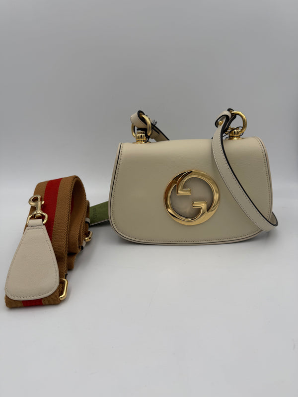 GUCCI - MARMONT in Red Velvet