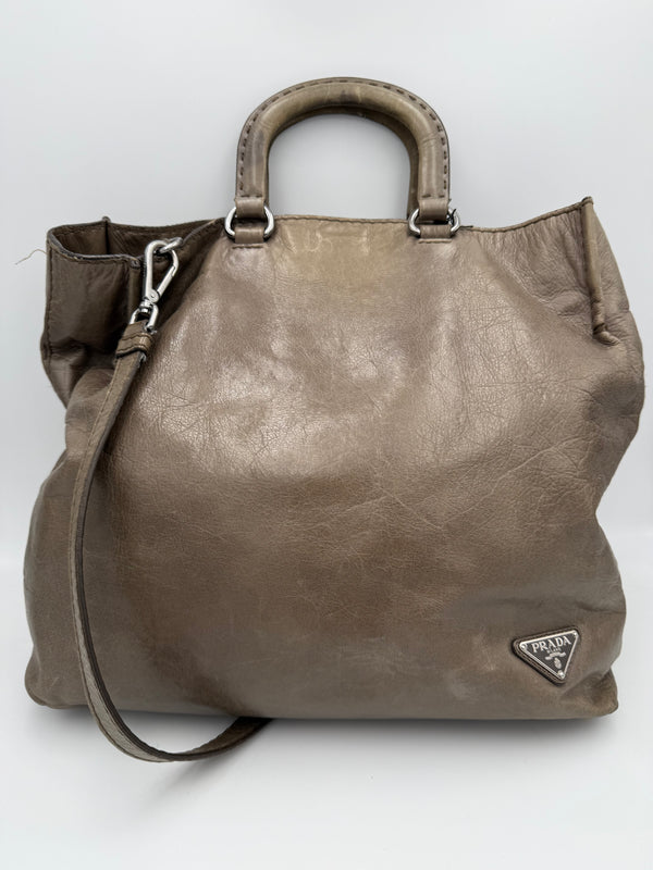 PRADA - Tote in Pelle Grigia