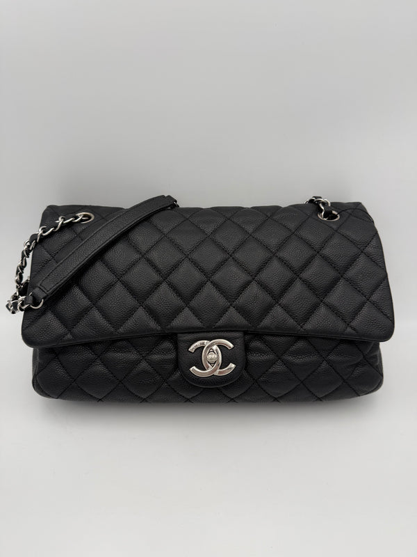 CHANEL - Timeless Classique “ZIP FLAP BAG” Caviar